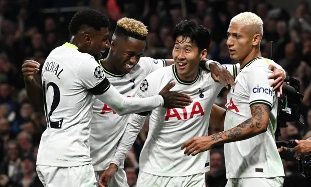 切尔西0-2埃弗顿。